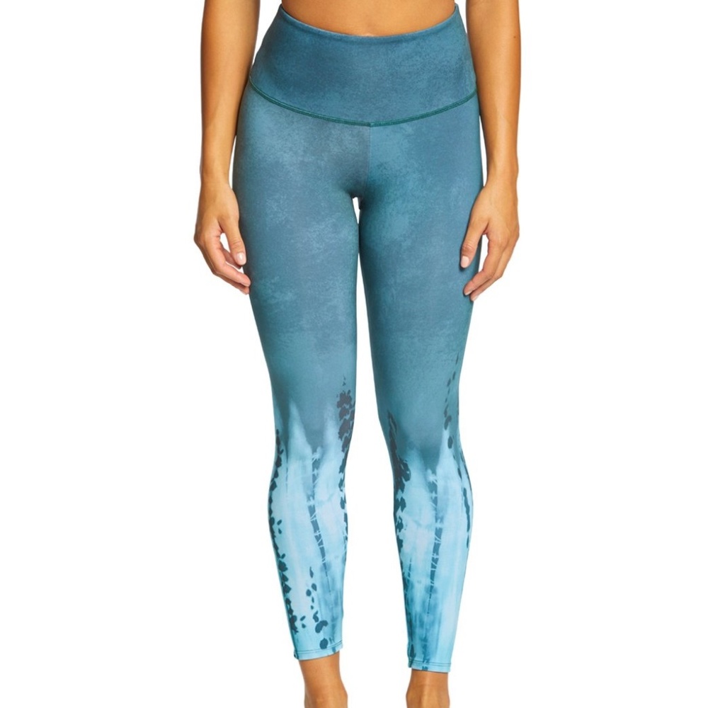 Onzie Ocean Tie Dye Leggings (S/M)